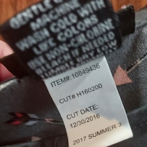 Womans Torrid blouse size 2 - Picture 7 of 7